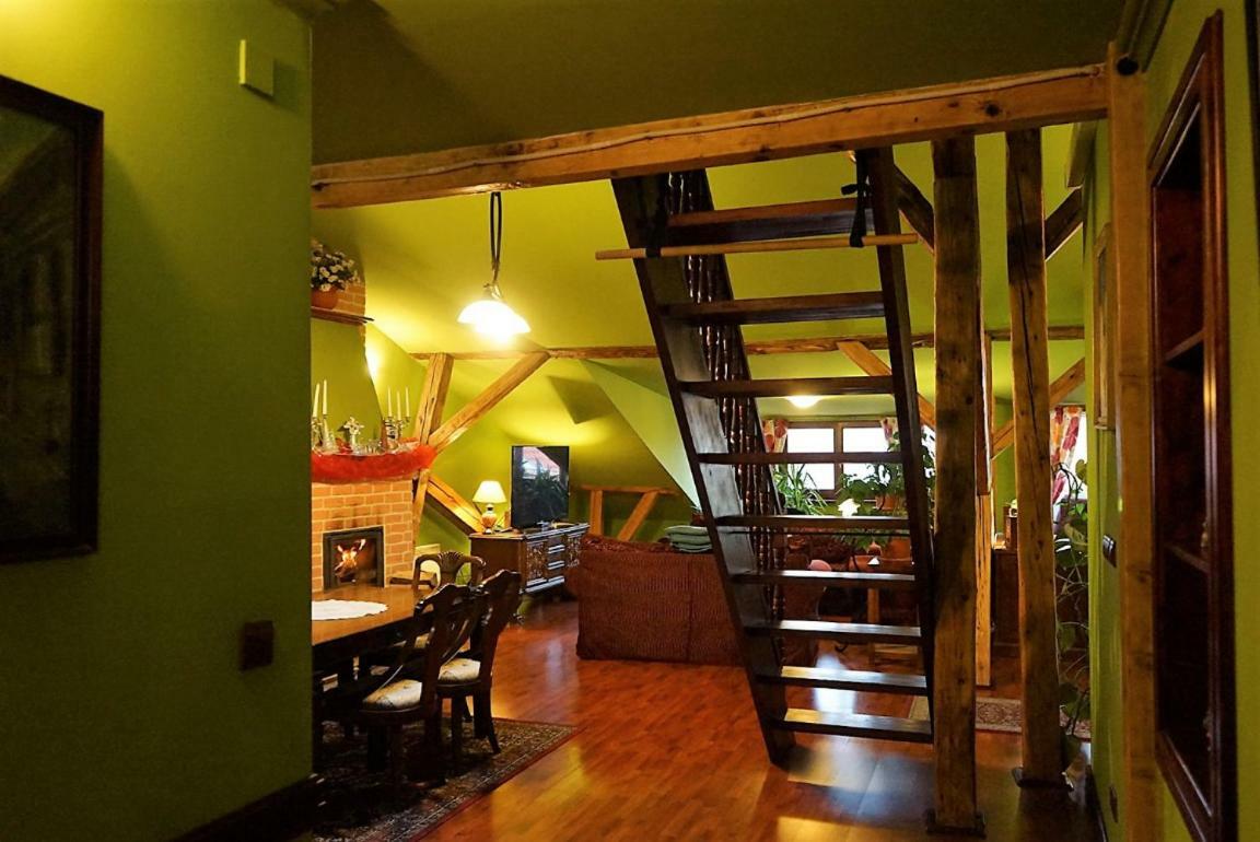 Luxury Oldtown Loft 320m2 On Hlavna Street *